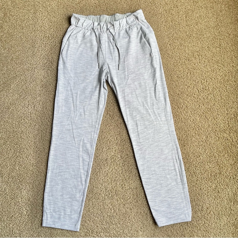 Lululemon On The Fly Pant Sz 4 *28" - Picture 3 of 7